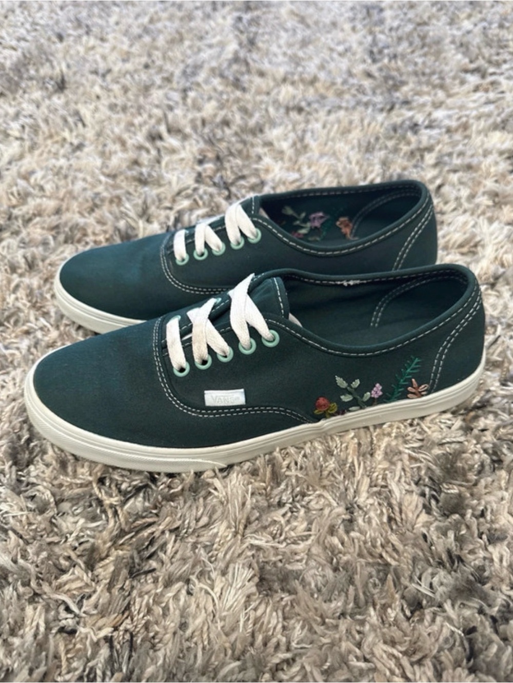 Vans Dark Green Canvas Low-Top Sneakers with Floral Embroidery